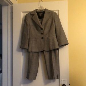 Womens gray cropped pant suit